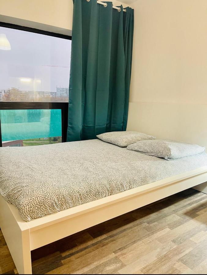 Le Pacific Lille Euralille Apartment Bagian luar foto